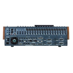 Console numérique 02R96VCM