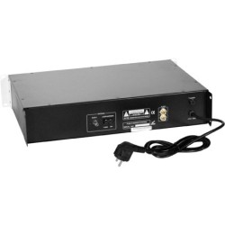 TUNER AM / FM REPORT 100 STATIONS MEMORY
